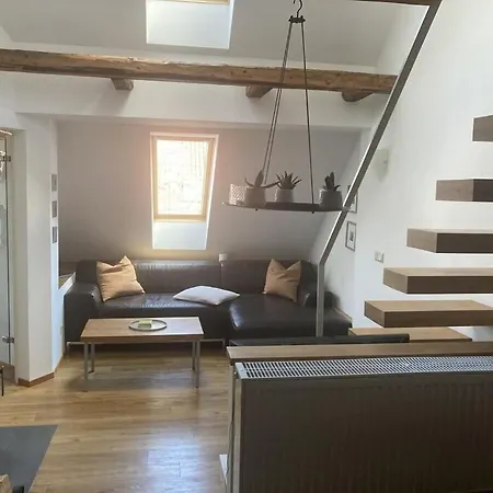 With 2 Bedrooms Semesterbostad *