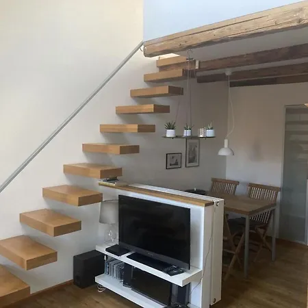 Semesterbostad With 2 Bedrooms *